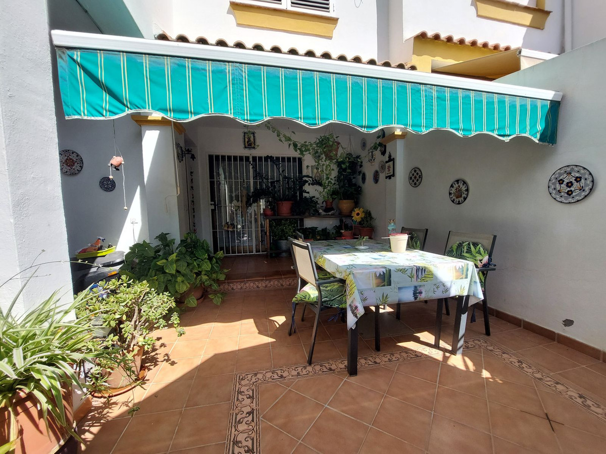Huis te koop in Las Lagunas | 5 slaapkamers H5081047