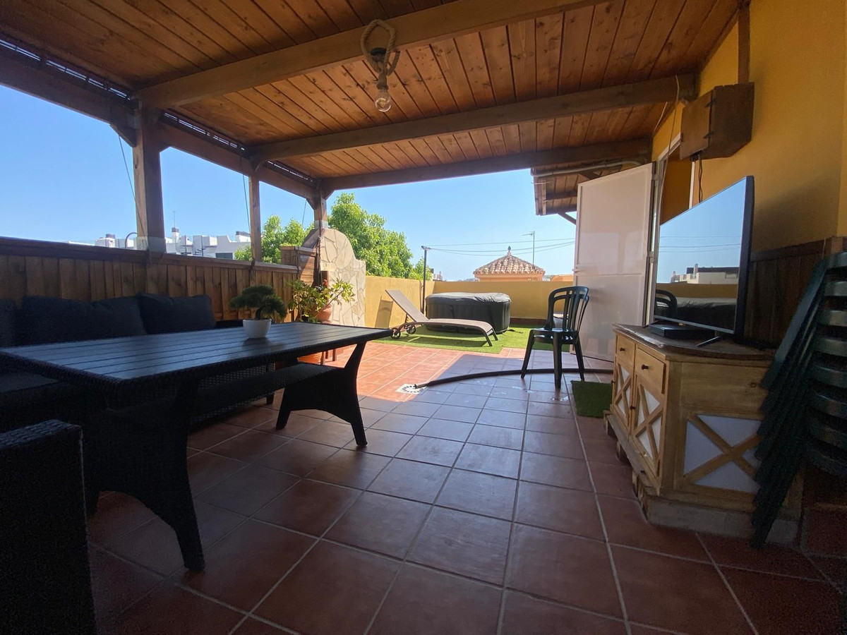 Huis te koop in Las Lagunas | 4 slaapkamers H5084218