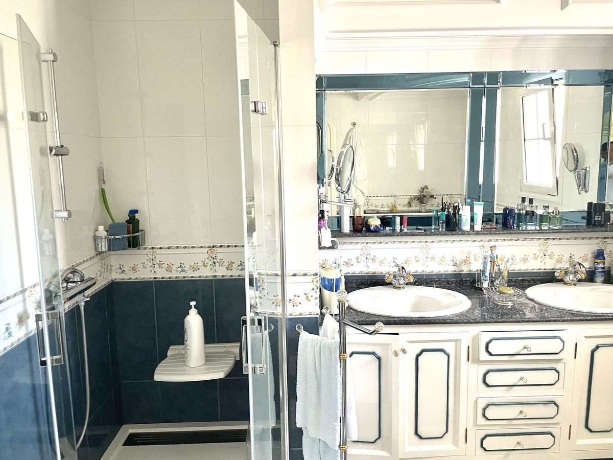 Huis te koop in Las Lagunas | 4 slaapkamers H5461522