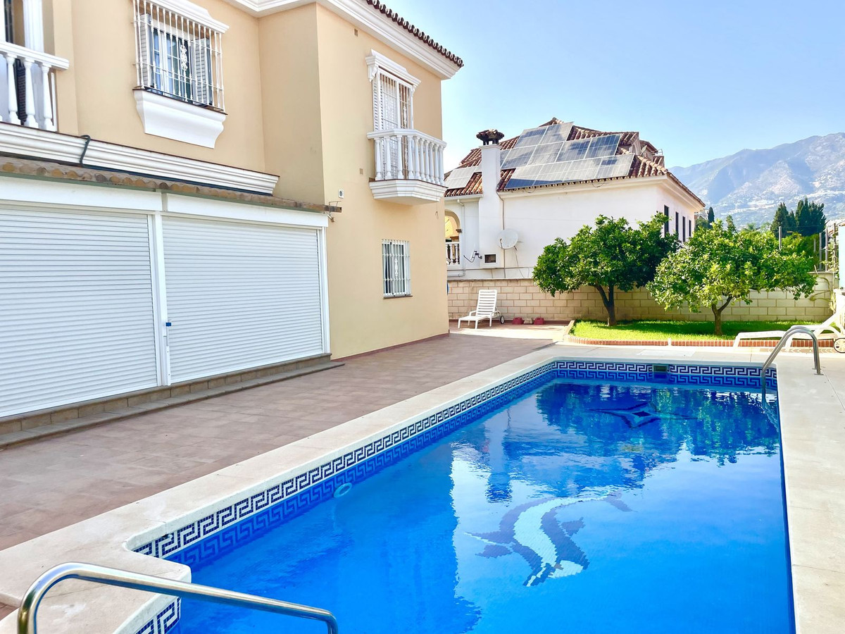 Huis te koop in Las Lagunas | 4 slaapkamers H5461522