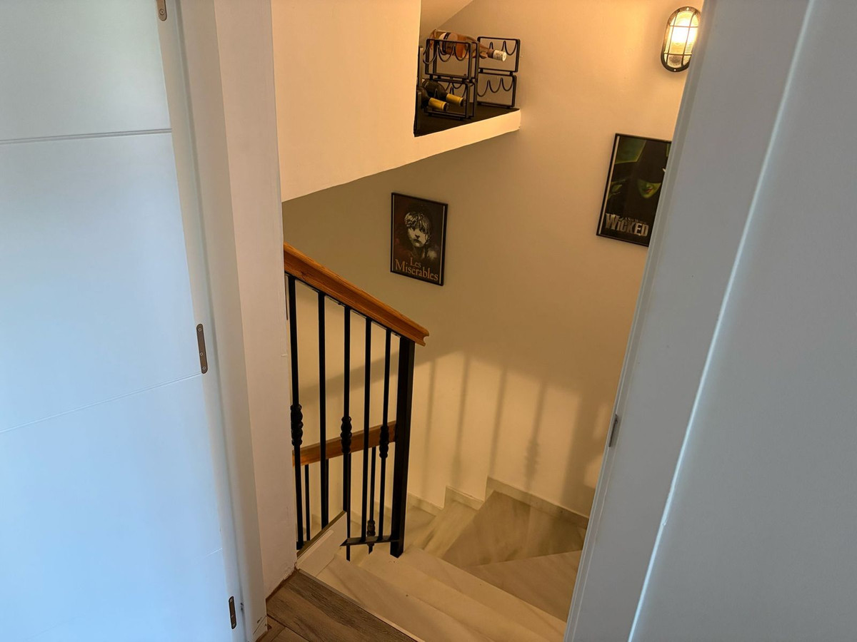 Semi-Vrijstaande Villa in Lauro Golf-26