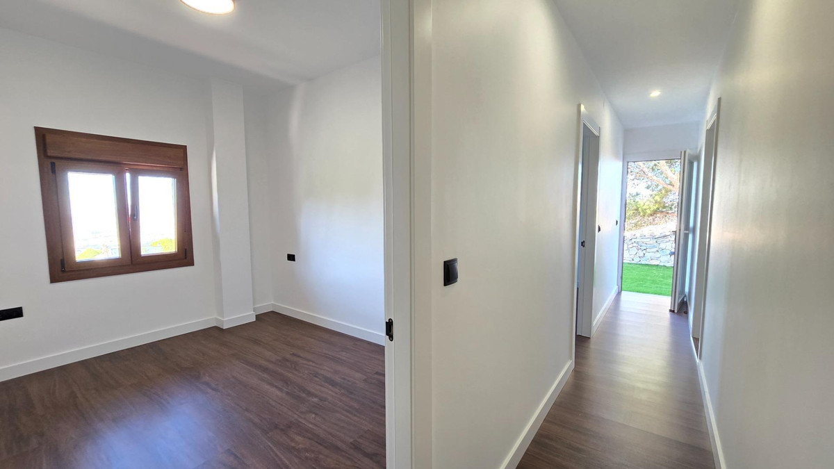 Huis te koop in Limonar | 4 slaapkamers H5245423