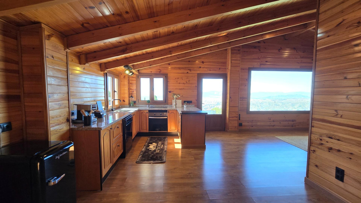 Huis te koop in Limonar | 4 slaapkamers H5245423