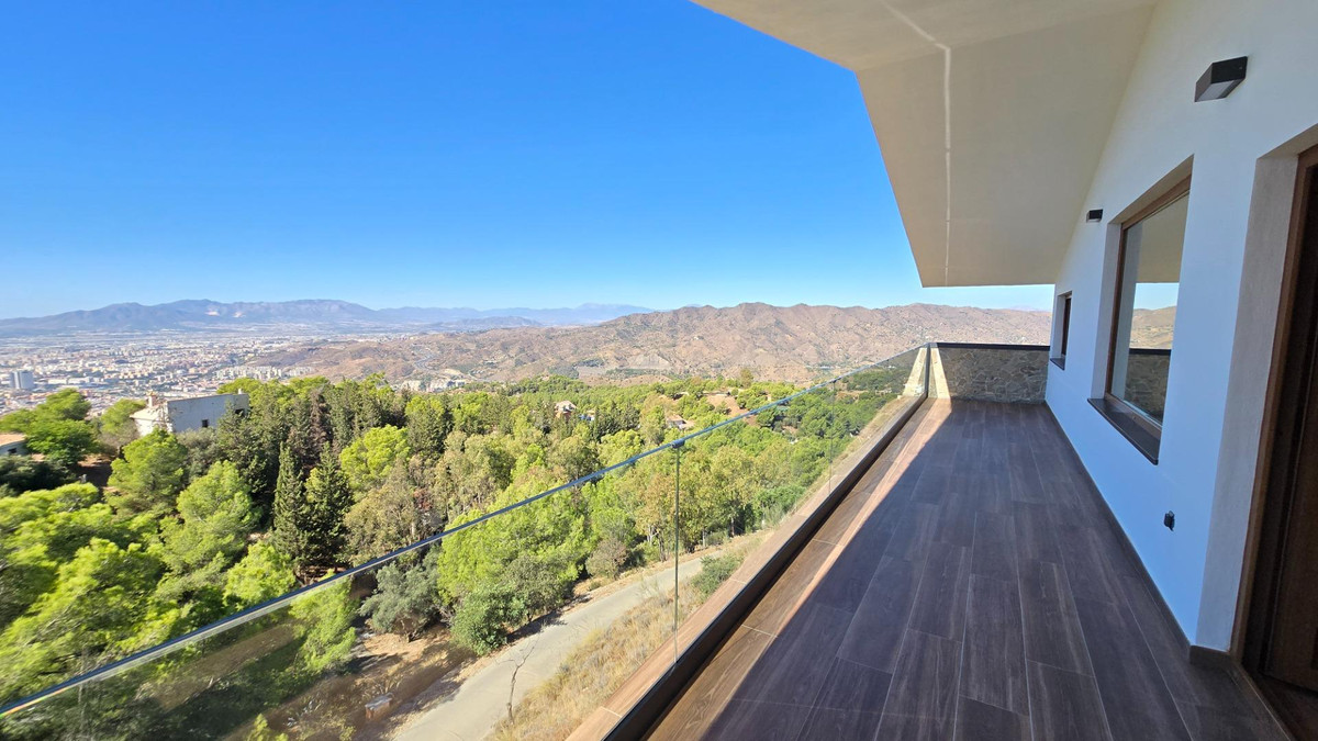 Huis te koop in Limonar | 4 slaapkamers H5245423