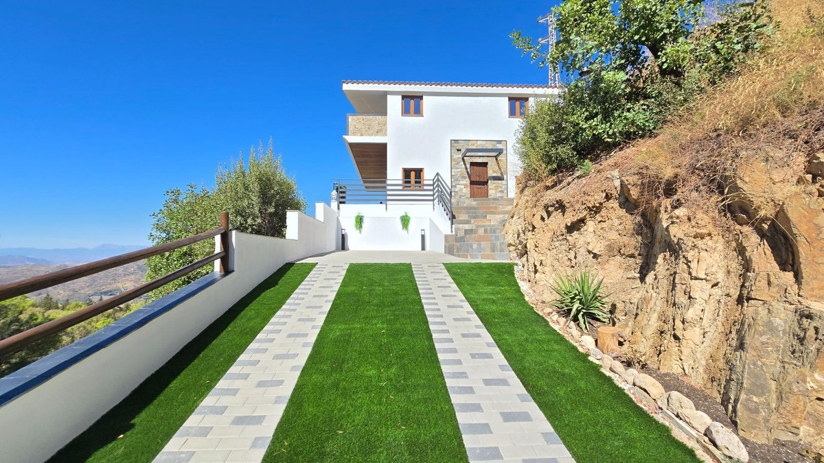 Huis te koop in Limonar | 4 slaapkamers H5245423