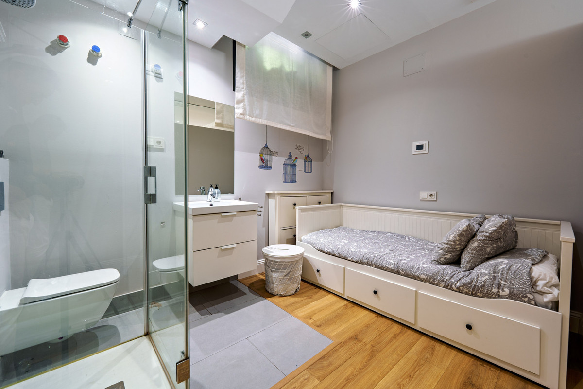 Huis te koop in Limonar | 8 slaapkamers H5293279