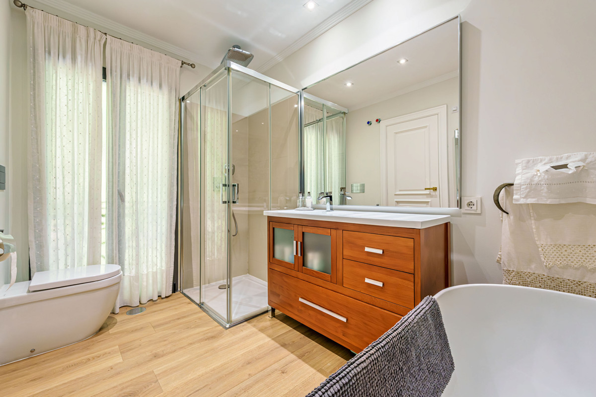 Huis te koop in Limonar | 8 slaapkamers H5293279