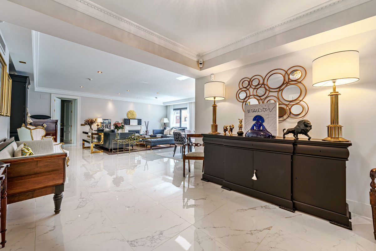 Huis te koop in Limonar | 8 slaapkamers H5293279