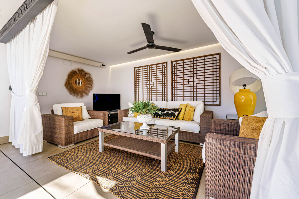 Huis te koop in Limonar | 8 slaapkamers H5293279