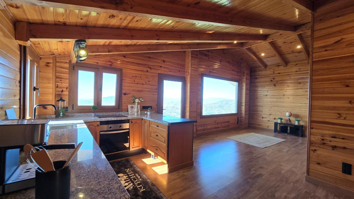 Huis te koop in Limonar | 4 slaapkamers H5356768