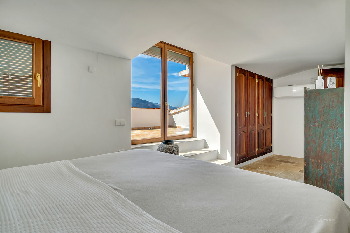 Property main view 34