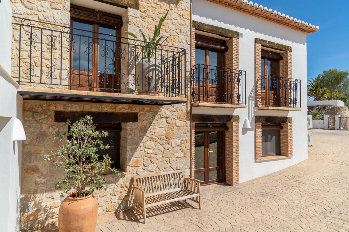 Property main view 41