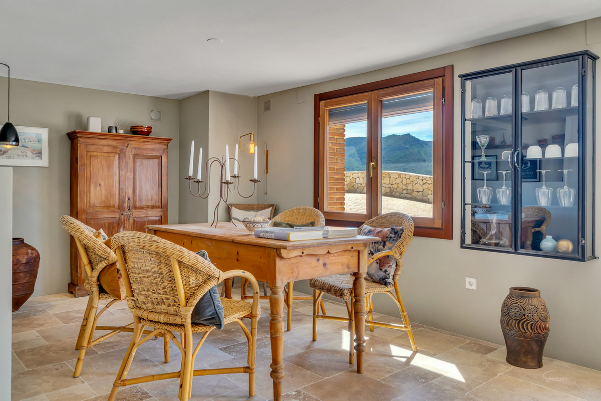 Property main view 44