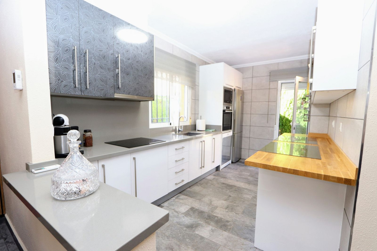 Huis te koop in Lomas de Cabo Roig | 3 slaapkamers H5230354