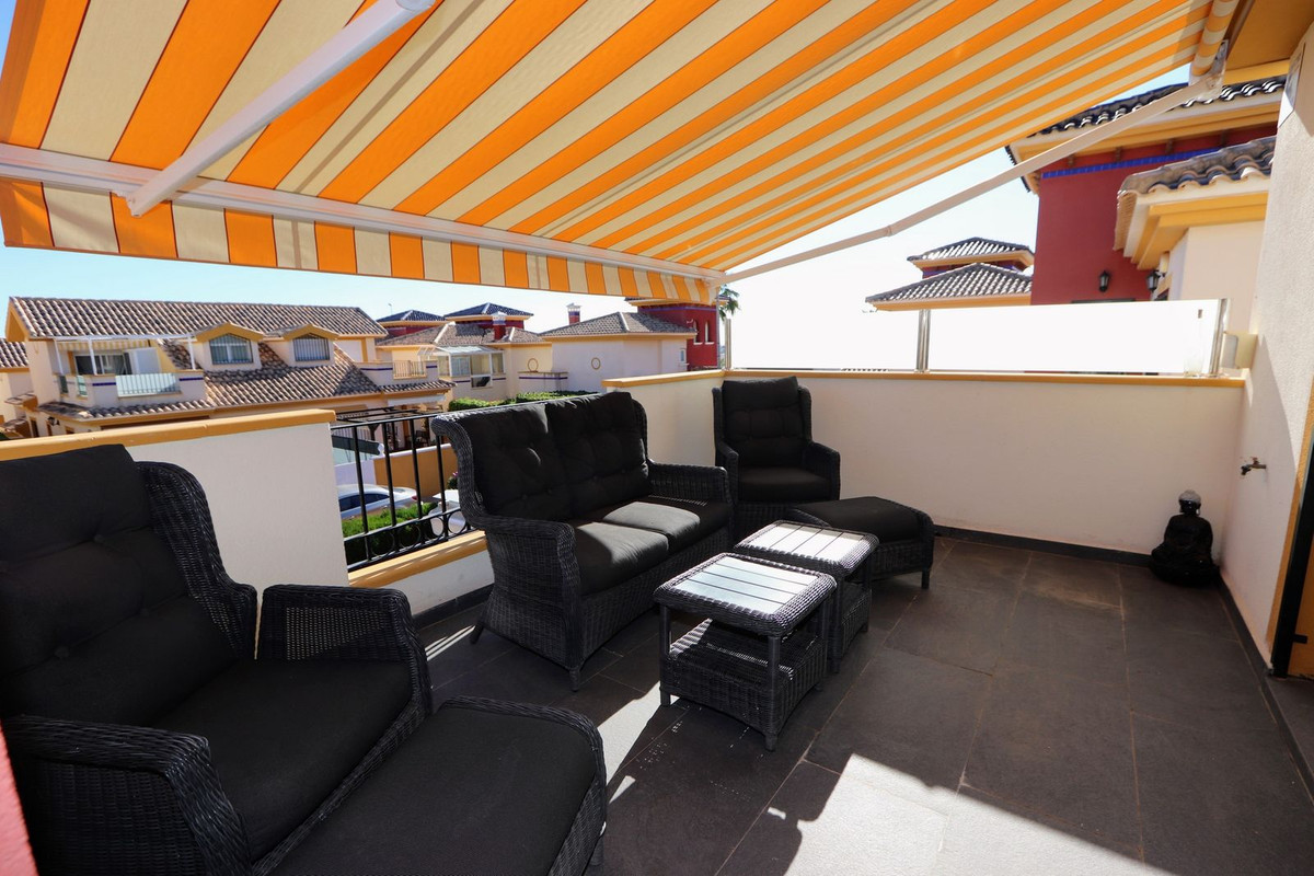 Huis te koop in Lomas de Cabo Roig | 3 slaapkamers H5230354