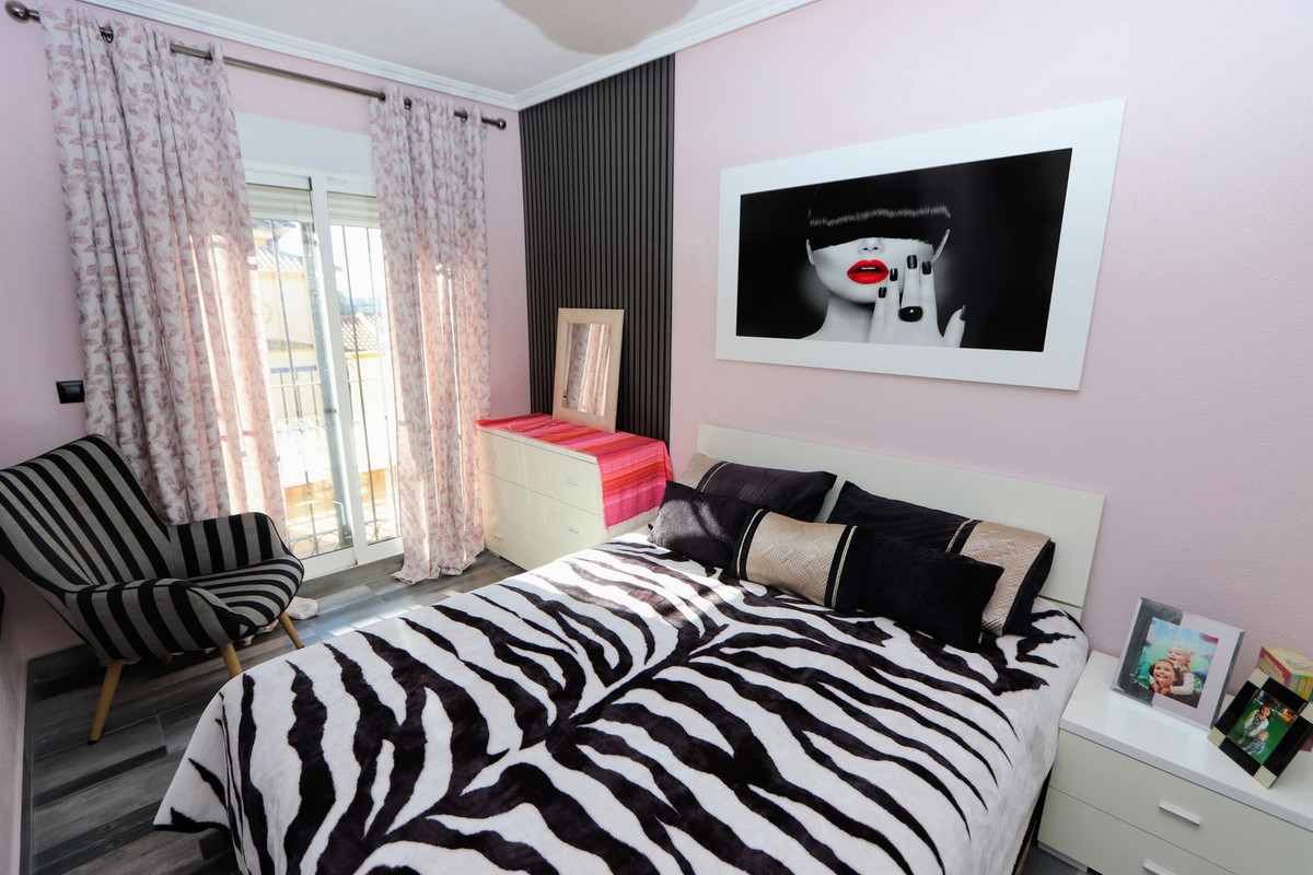 Huis te koop in Lomas de Cabo Roig | 3 slaapkamers H5230354