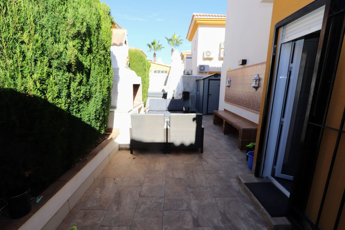 Huis te koop in Lomas de Cabo Roig | 3 slaapkamers H5230354