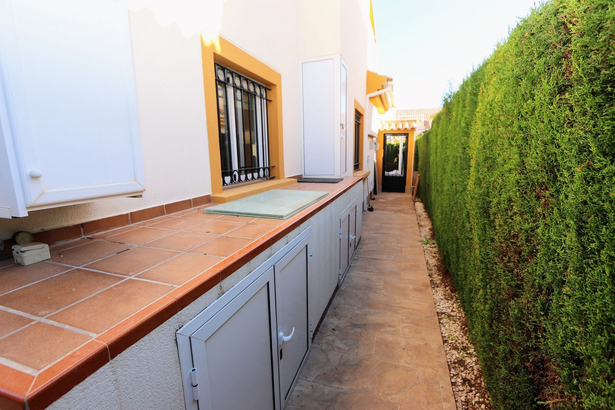 Huis te koop in Lomas de Cabo Roig | 3 slaapkamers H5230354
