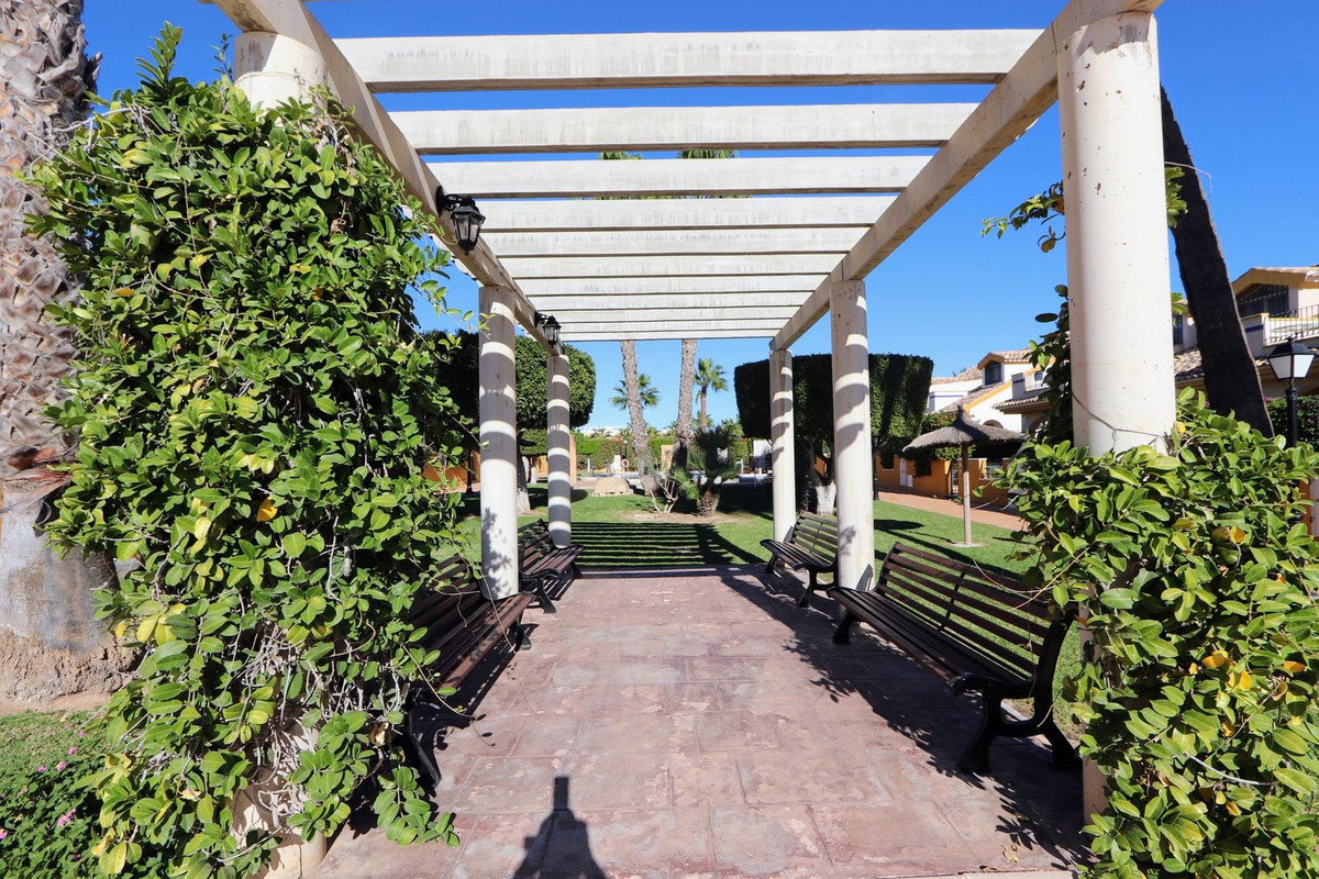 Huis te koop in Lomas de Cabo Roig | 3 slaapkamers H5230354