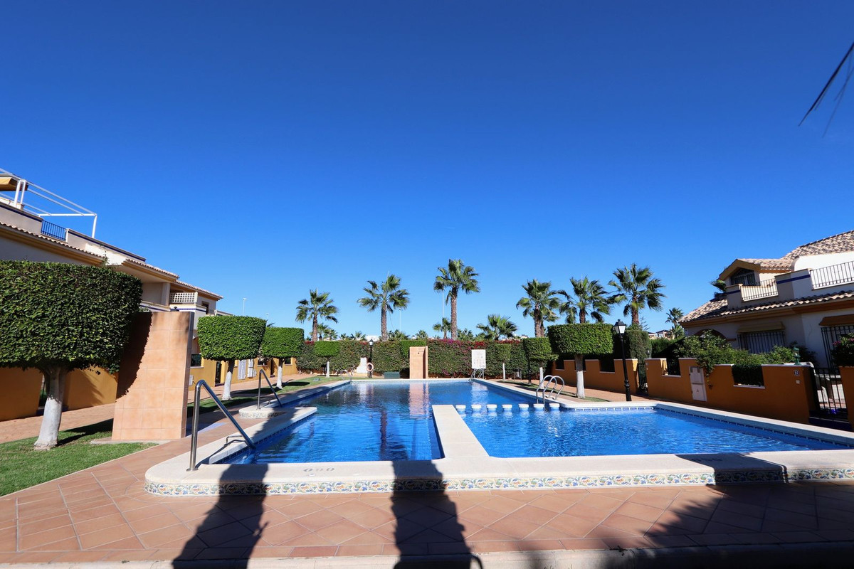 Huis te koop in Lomas de Cabo Roig | 3 slaapkamers H5230354