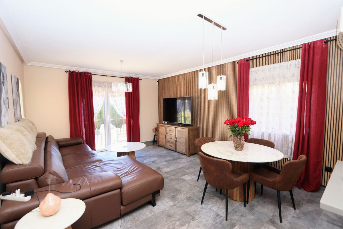 Huis te koop in Lomas de Cabo Roig | 3 slaapkamers H5230354