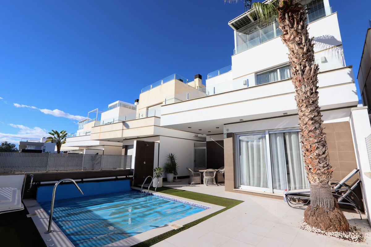 Huis te koop in Lomas de Cabo Roig | 3 slaapkamers H5241847