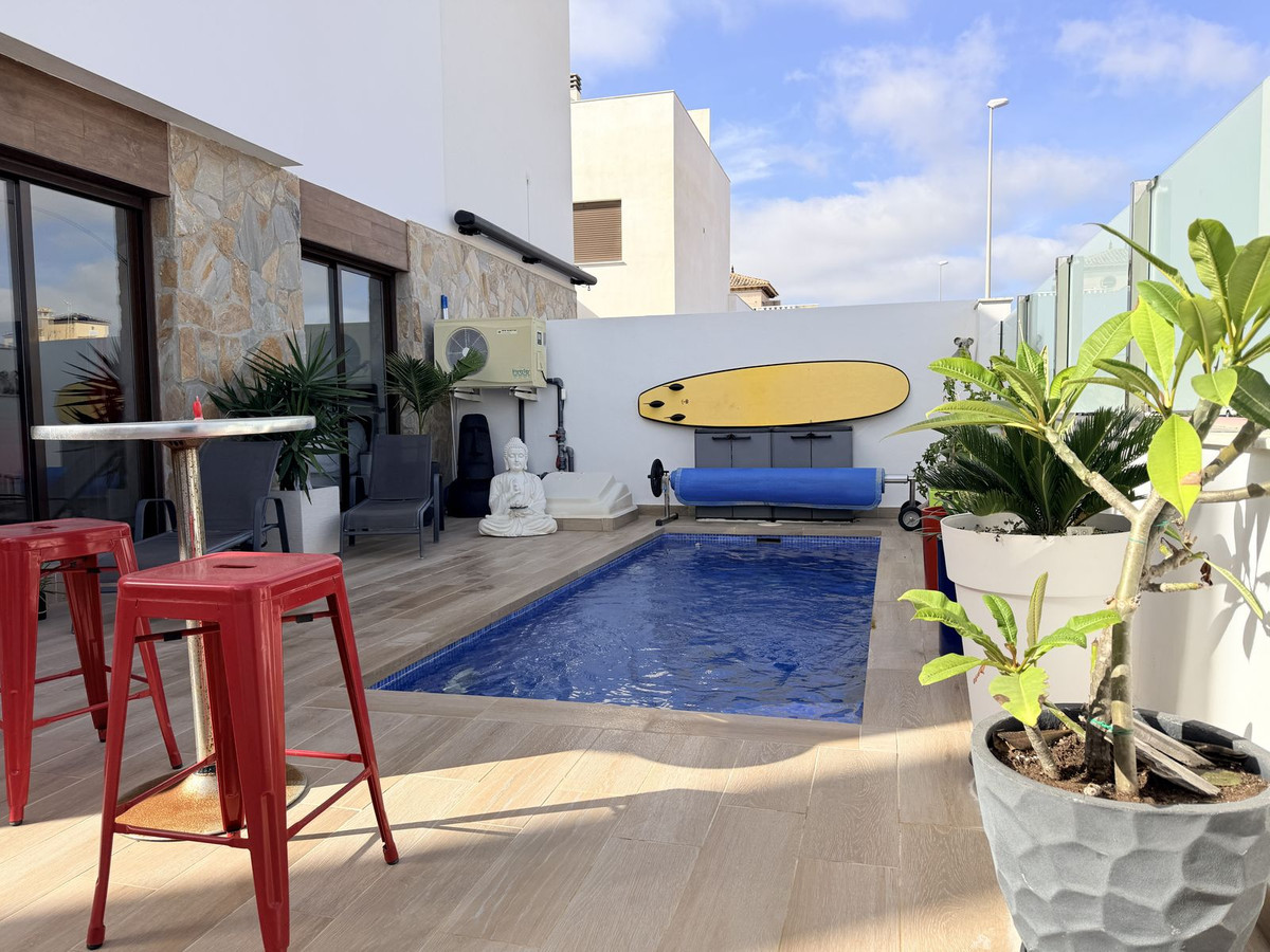 Huis te koop in Lomas de Cabo Roig | 3 slaapkamers H5315095