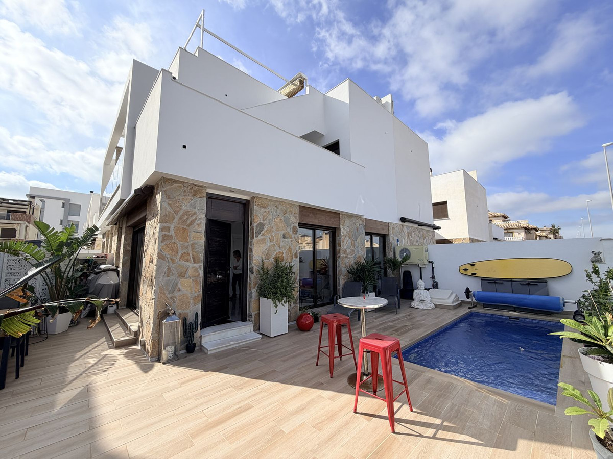 Huis te koop in Lomas de Cabo Roig | 3 slaapkamers H5315095