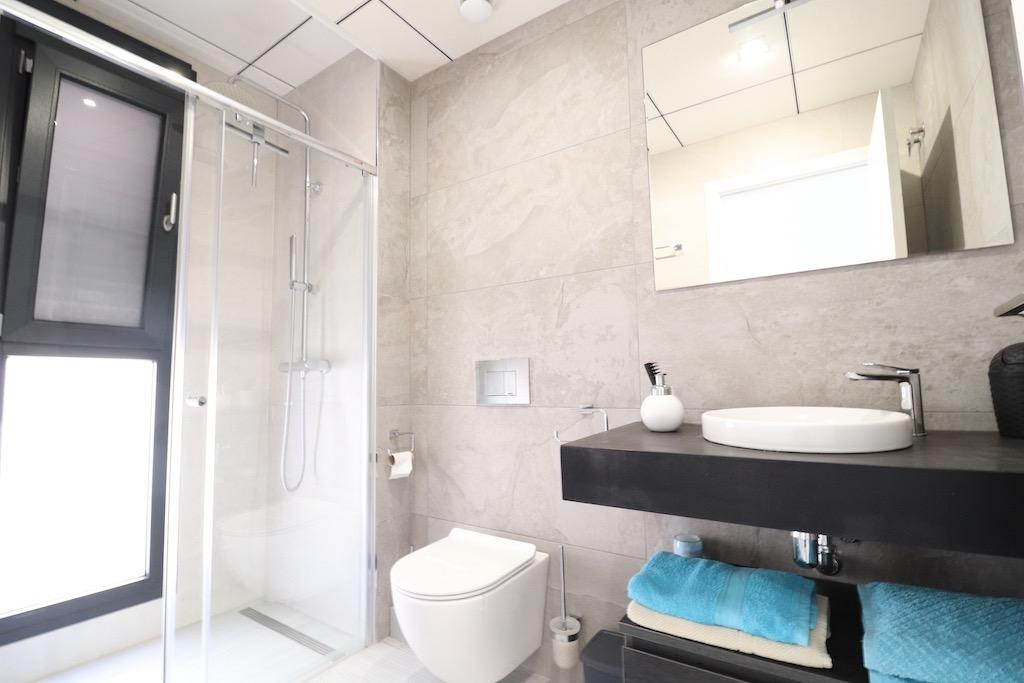 Huis te koop in Lomas de Cabo Roig | 3 slaapkamers H5330062