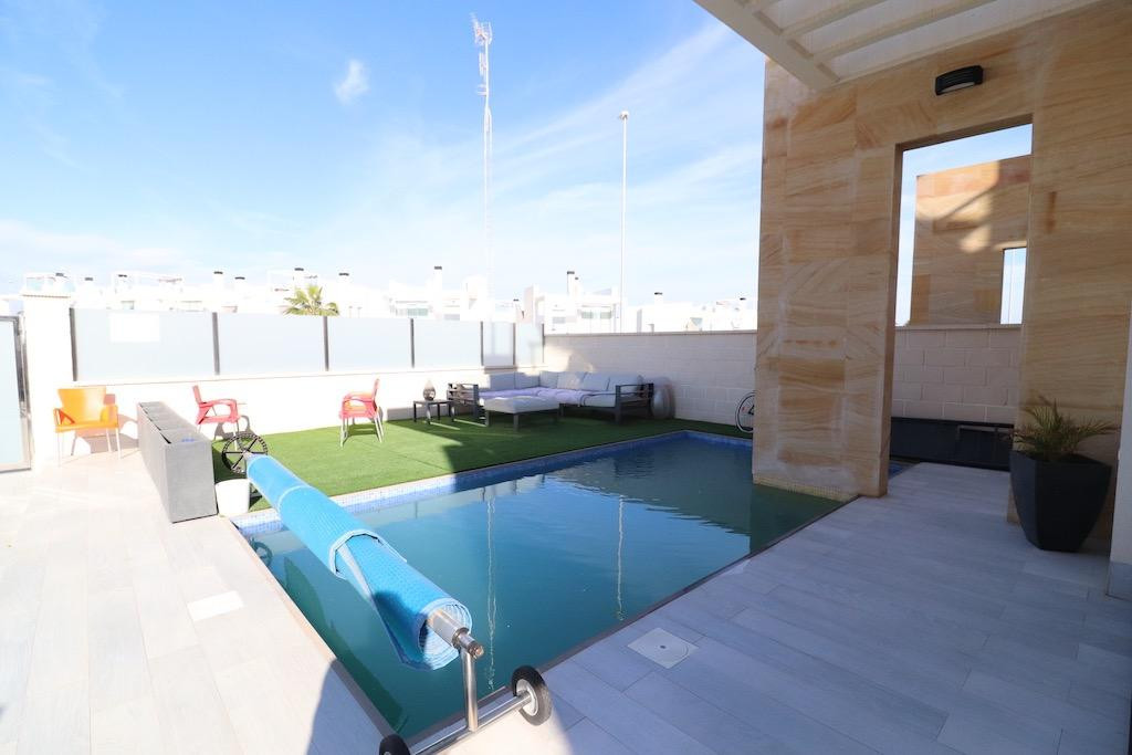 Huis te koop in Lomas de Cabo Roig | 3 slaapkamers H5330062