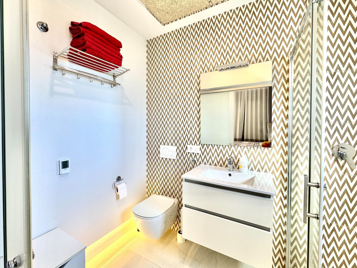 Huis te koop in Lomas de Cabo Roig | 4 slaapkamers H5337553