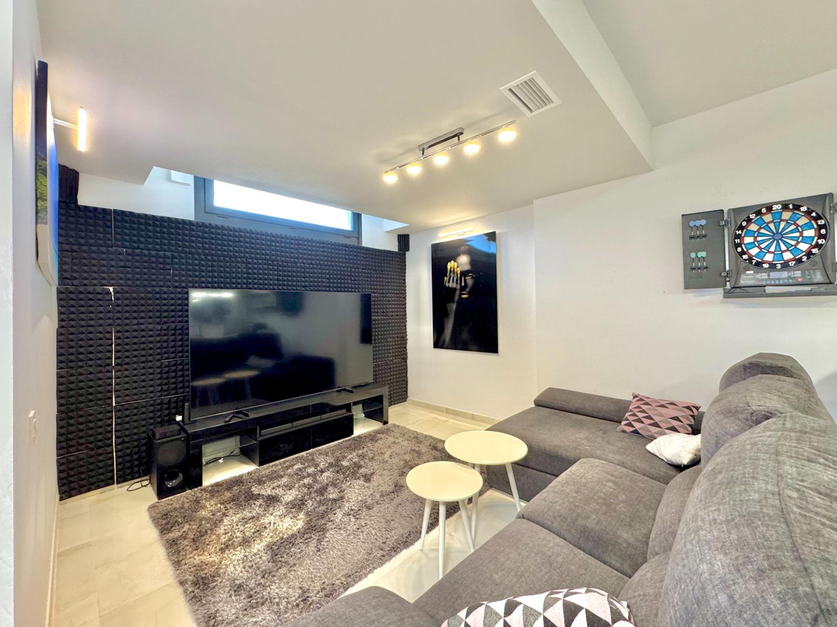 Huis te koop in Lomas de Cabo Roig | 4 slaapkamers H5337553