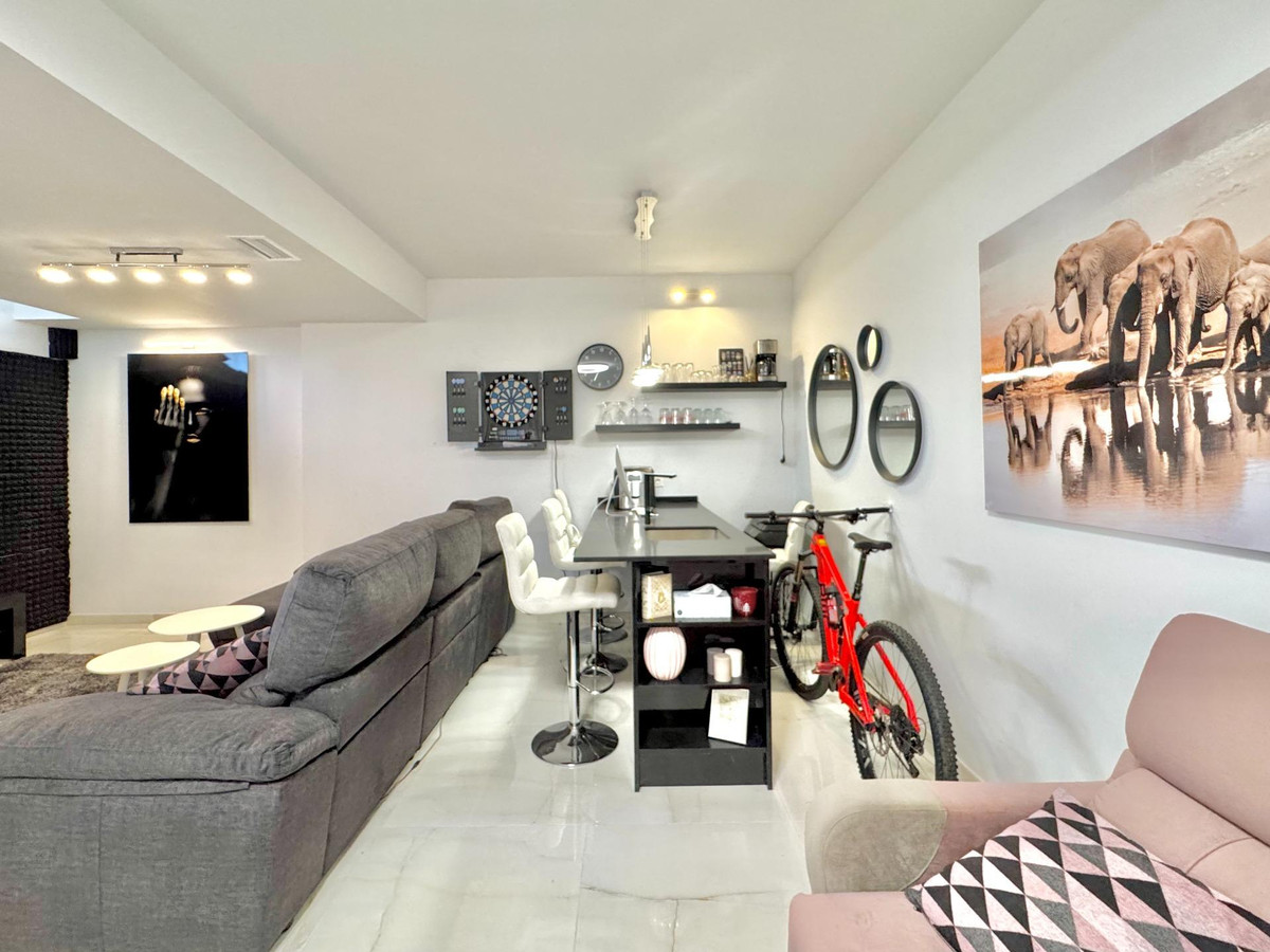 Huis te koop in Lomas de Cabo Roig | 4 slaapkamers H5337553