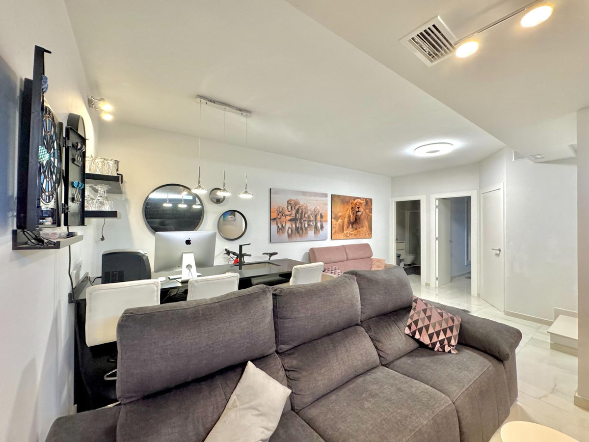 Huis te koop in Lomas de Cabo Roig | 4 slaapkamers H5337553