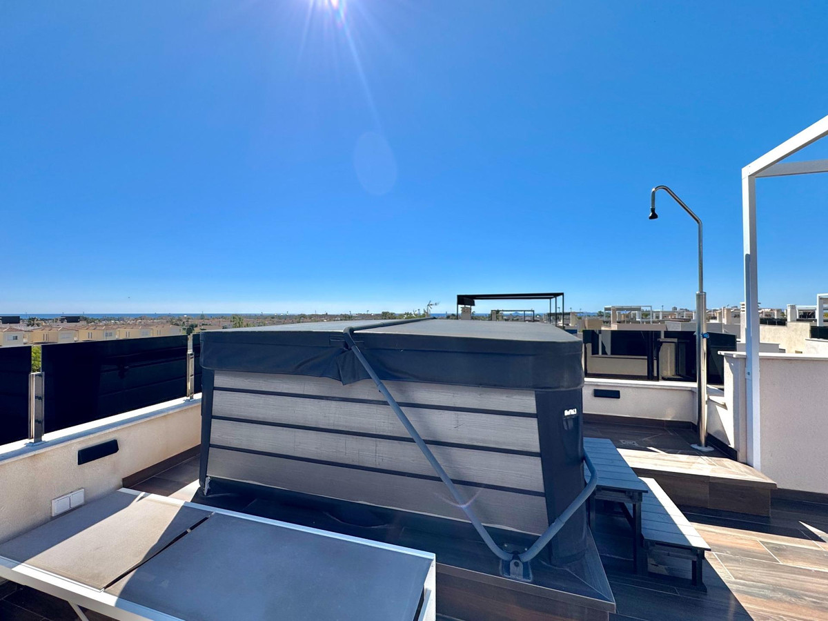 Huis te koop in Lomas de Cabo Roig | 4 slaapkamers H5337553