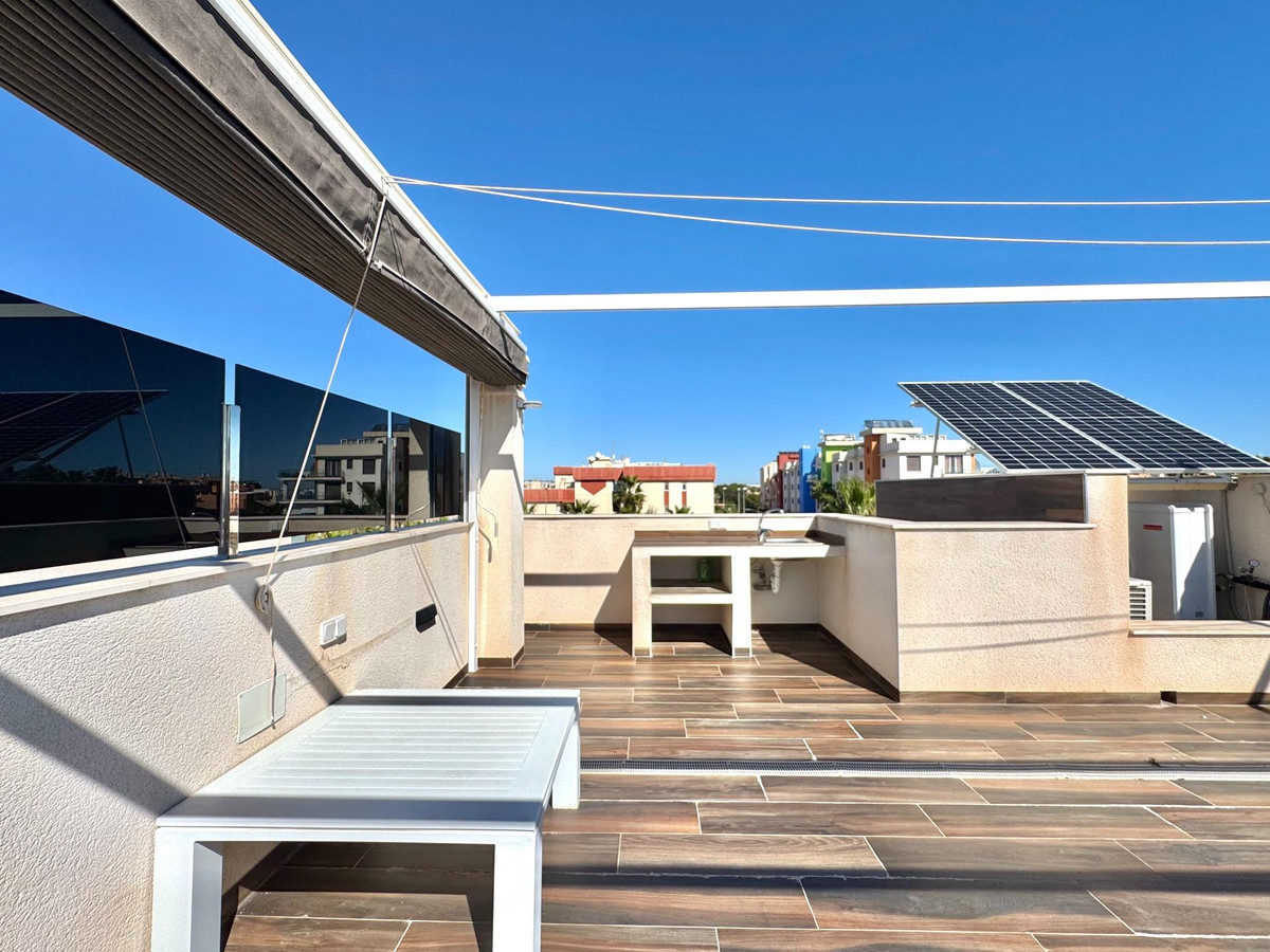 Huis te koop in Lomas de Cabo Roig | 4 slaapkamers H5337553