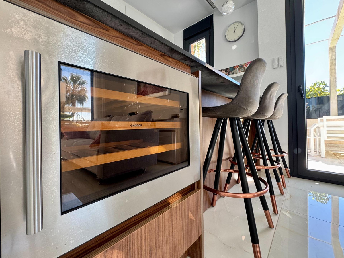 Huis te koop in Lomas de Cabo Roig | 4 slaapkamers H5337553