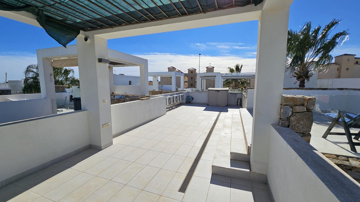 Huis te koop in Lomas de Cabo Roig | 2 slaapkamers H5368486