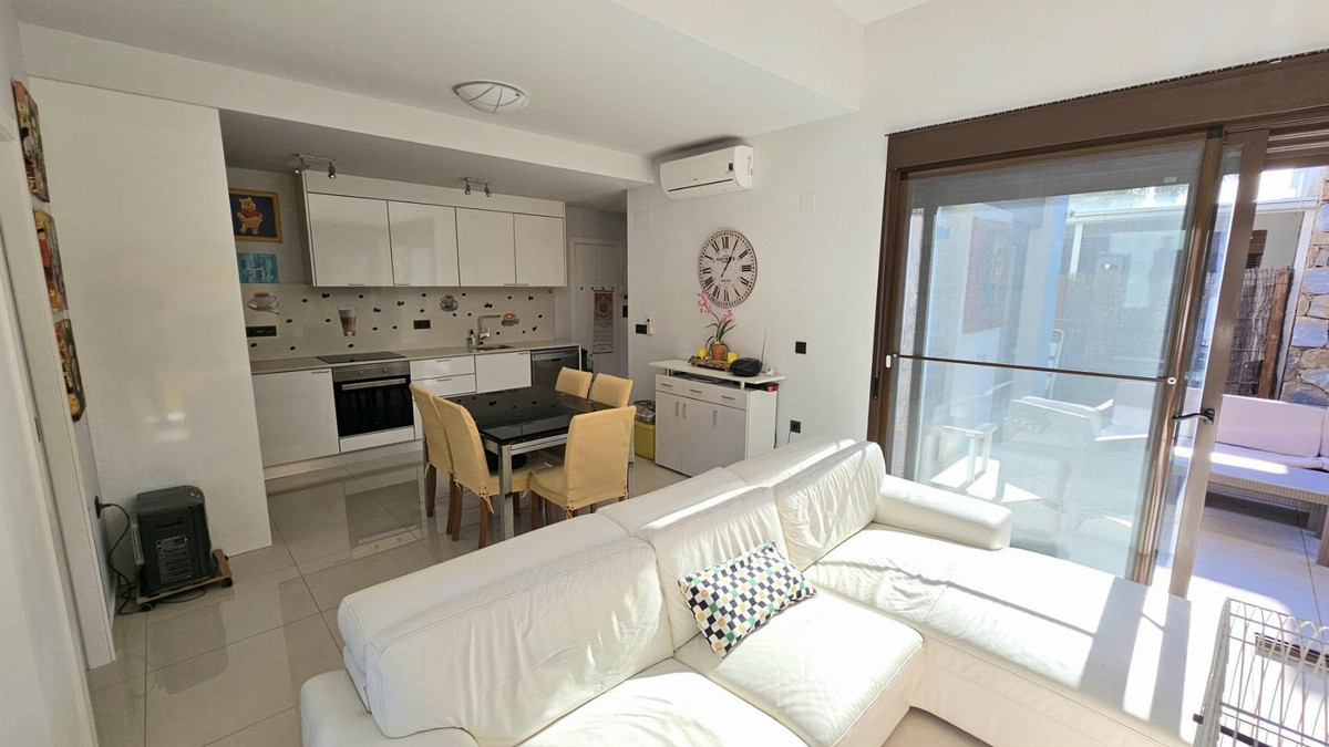 Huis te koop in Lomas de Cabo Roig | 2 slaapkamers H5368486