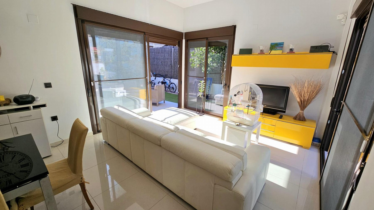 Huis te koop in Lomas de Cabo Roig | 2 slaapkamers H5368486