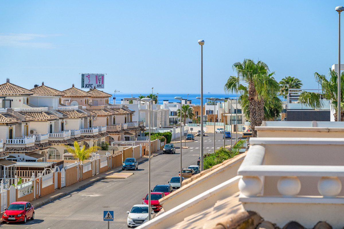 Quad te koop in Lomas de Cabo Roig | 2 slaapkamers H5389351
