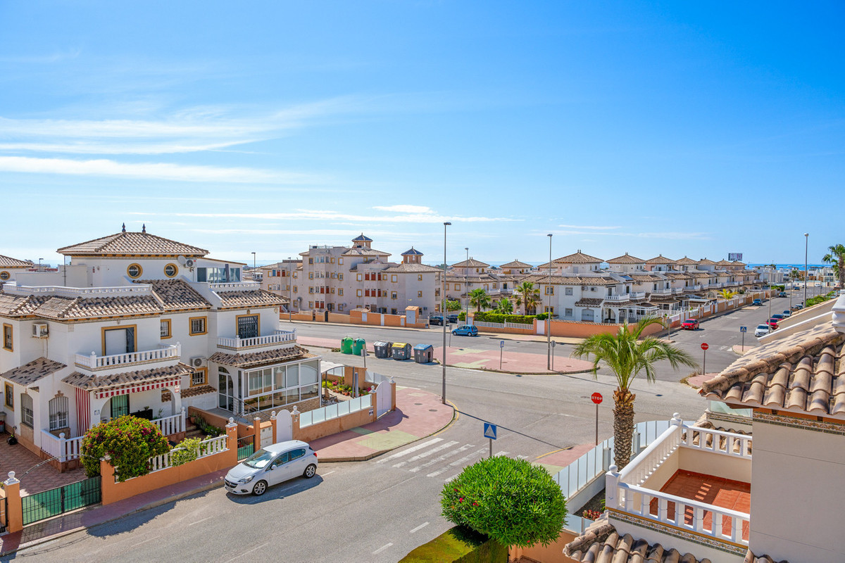 Quad te koop in Lomas de Cabo Roig | 2 slaapkamers H5389351