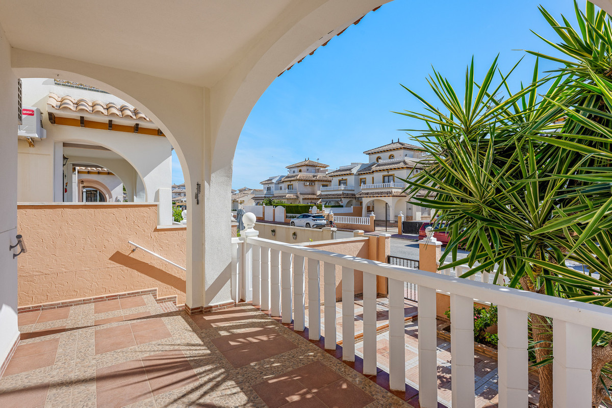 Quad te koop in Lomas de Cabo Roig | 2 slaapkamers H5389351