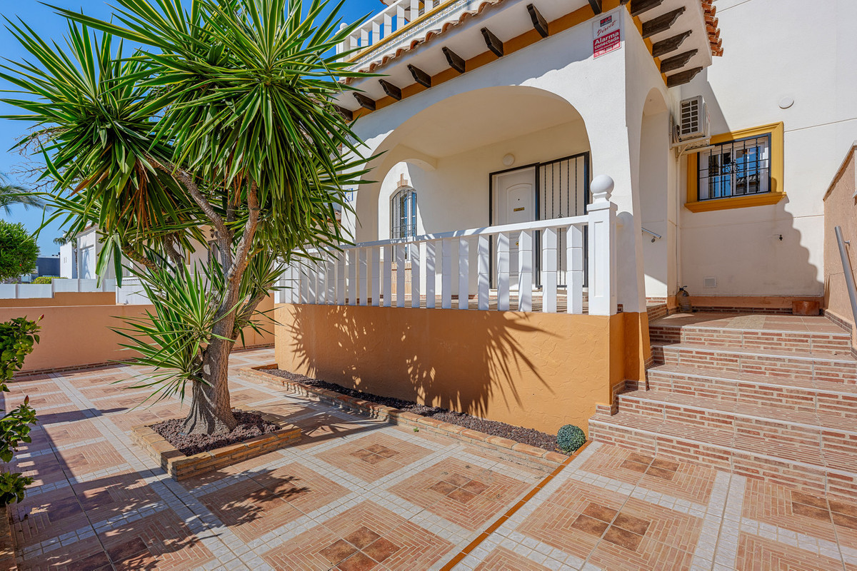 Quad te koop in Lomas de Cabo Roig | 2 slaapkamers H5389351
