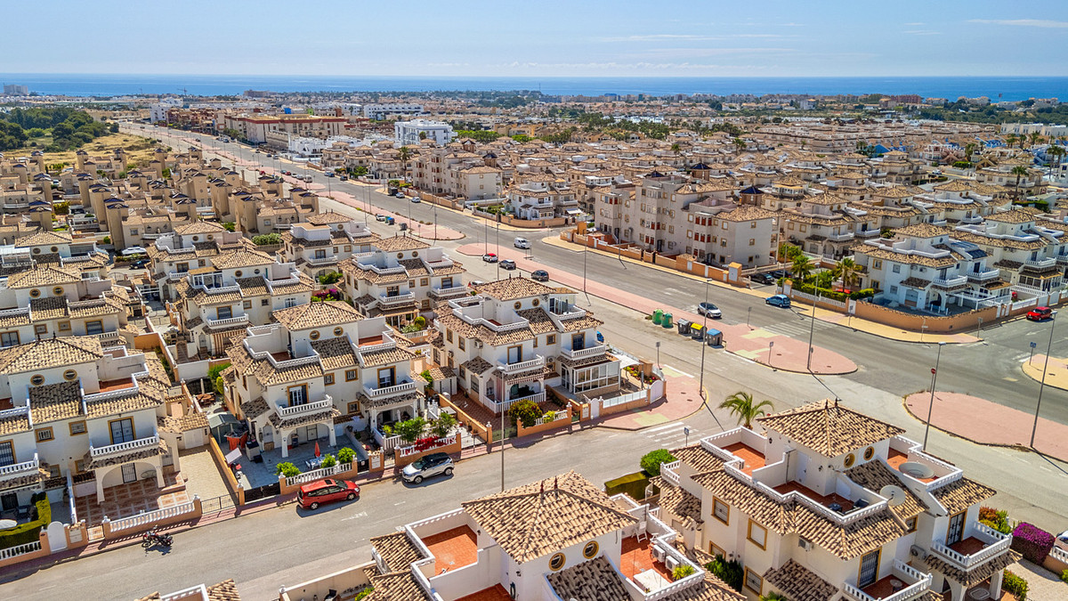 Quad te koop in Lomas de Cabo Roig | 2 slaapkamers H5389351