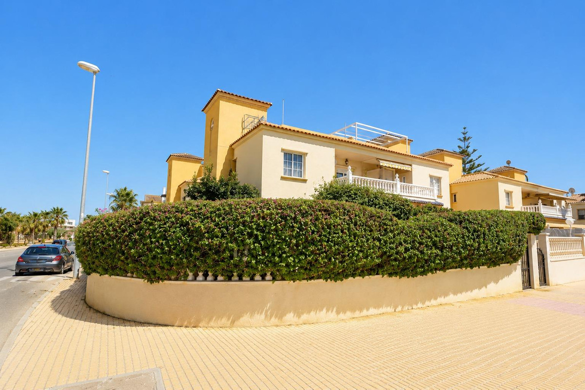Huis te koop in Lomas de Cabo Roig | 2 slaapkamers H5460523