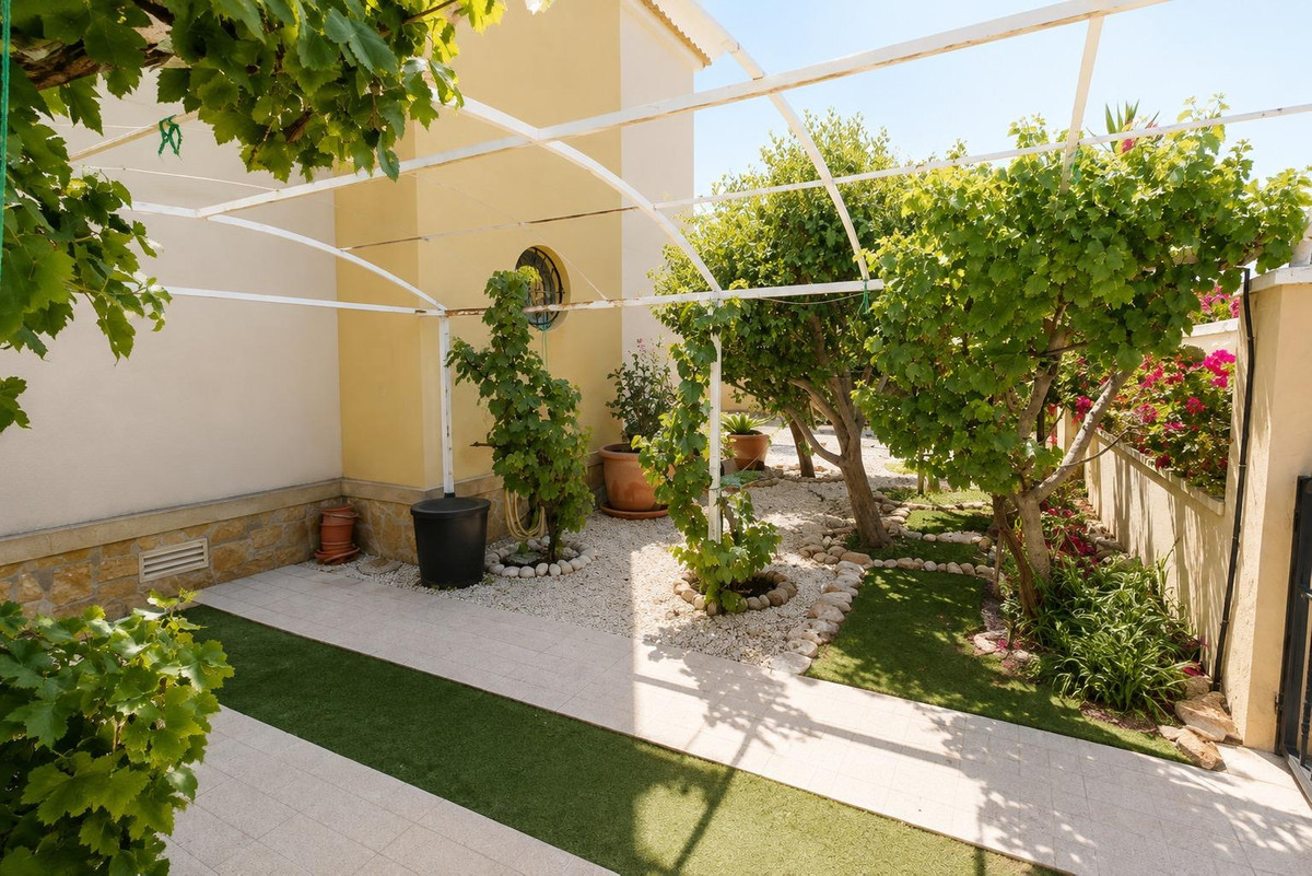Huis te koop in Lomas de Cabo Roig | 2 slaapkamers H5460523