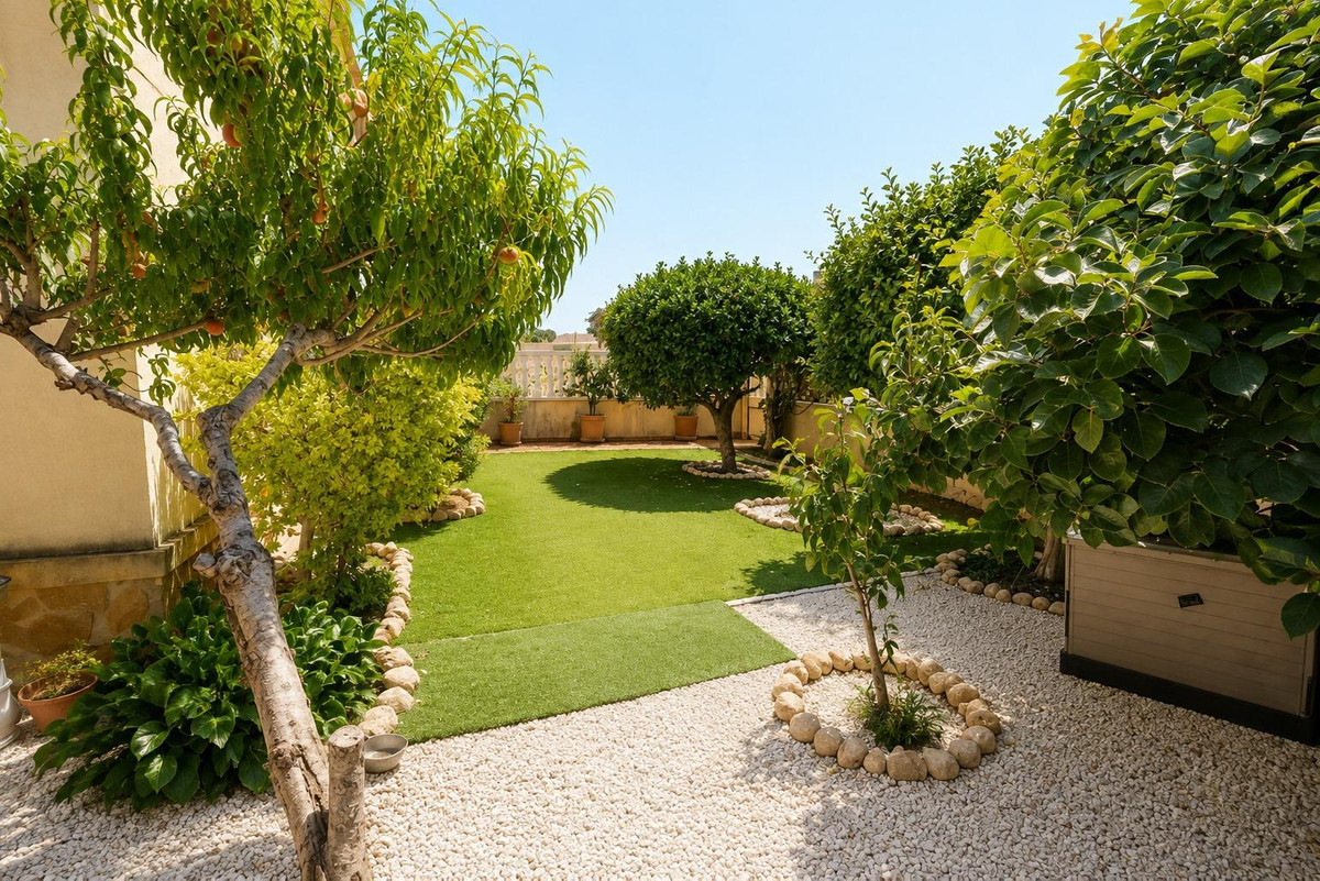 Huis te koop in Lomas de Cabo Roig | 2 slaapkamers H5460523