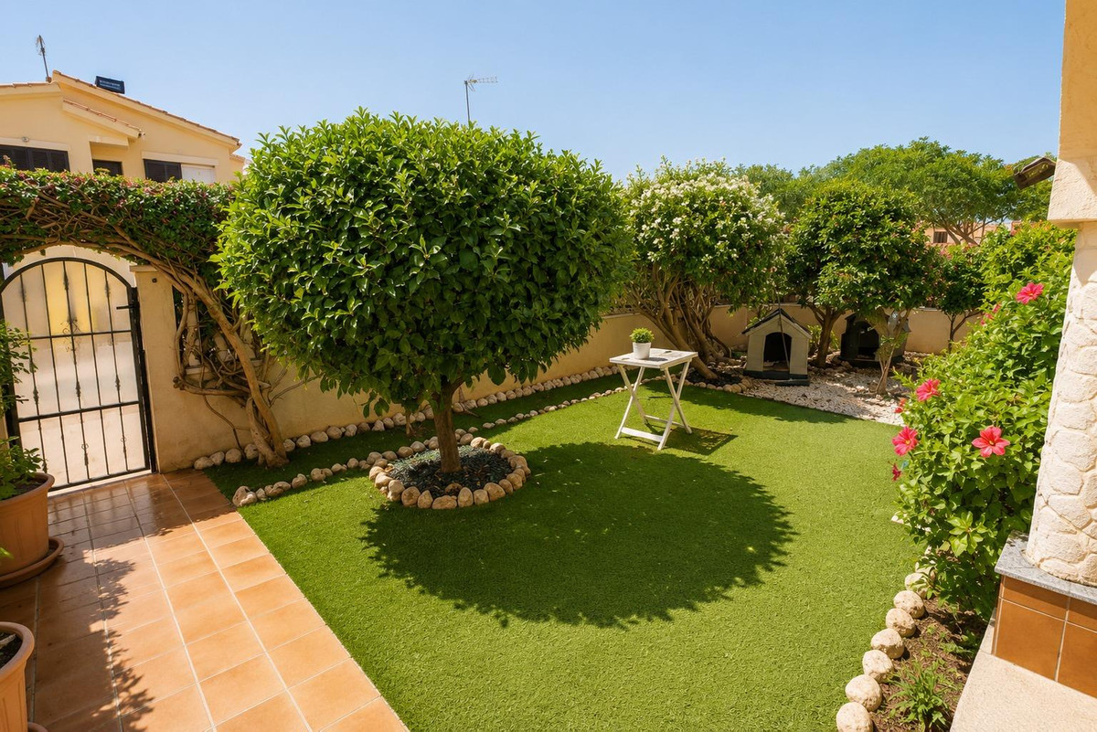 Huis te koop in Lomas de Cabo Roig | 2 slaapkamers H5460523