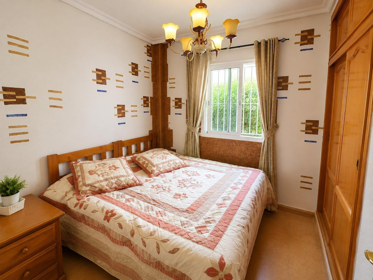 Huis te koop in Lomas de Cabo Roig | 2 slaapkamers H5460523